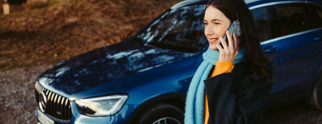 Women calling for roadside assistance