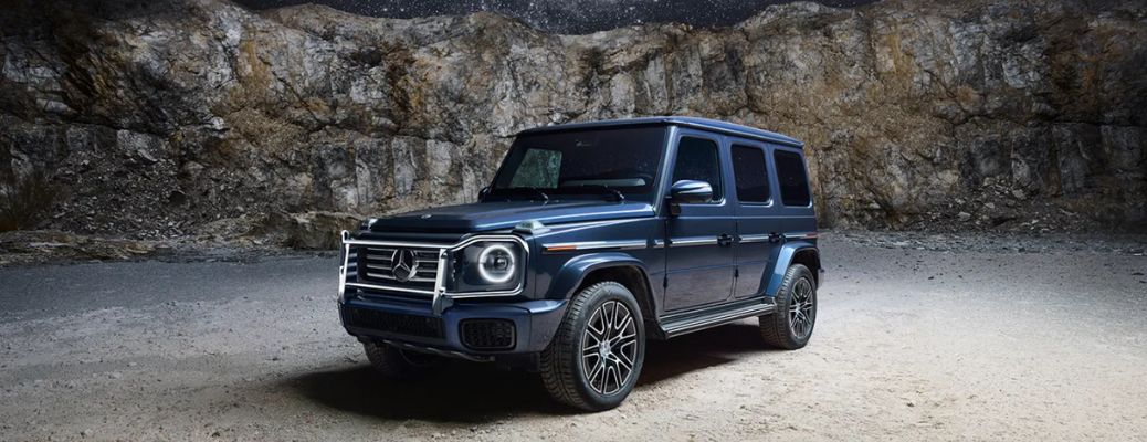 front quarter view of the driving modes of the new electric G-Class