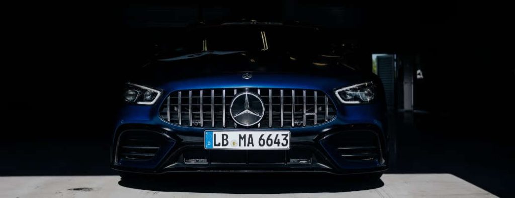 The front grille of a Mercedes-Benz AMG® performance car.