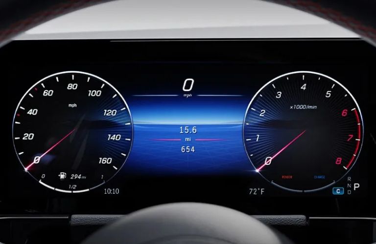 2025 Mercedes-Benz GLA 250 SUV 10.25-inch digital instrument cluster display