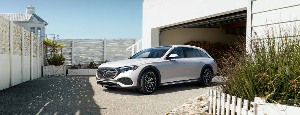 A side view of the 2026 E 450 4MATIC® All-Terrain Wagon