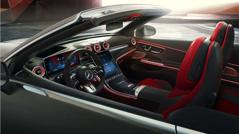 The cockpit, controls, and displays in the 2026 AMG® CLE 53 Cabriolet