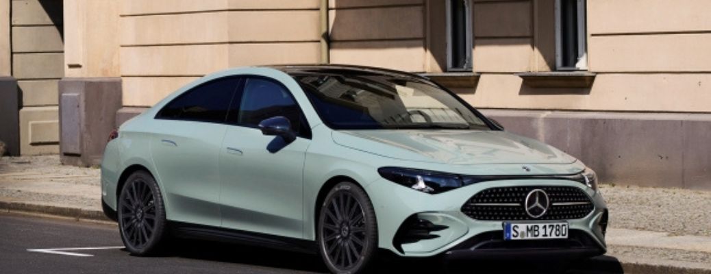 What Is Mercedes-Benz Surround Navigation? How the 3D 2026 Driver Display Works