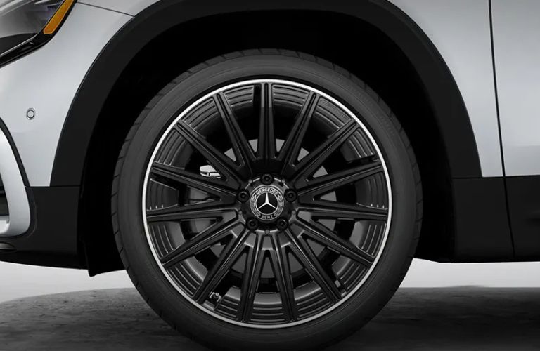 2026 Mercedes-Benz GLB 250 SUV Midnight Edition Tire