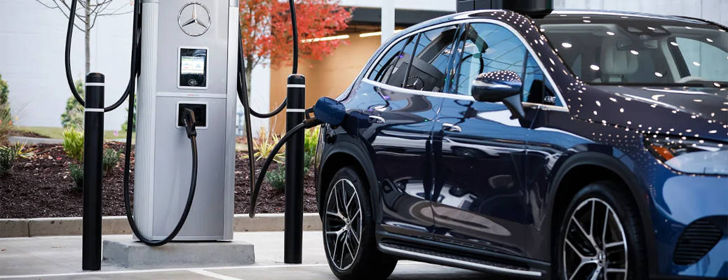 The Scottsdale EV Guide: Where to Find Fast Charging Near Fashion Square and Old Town