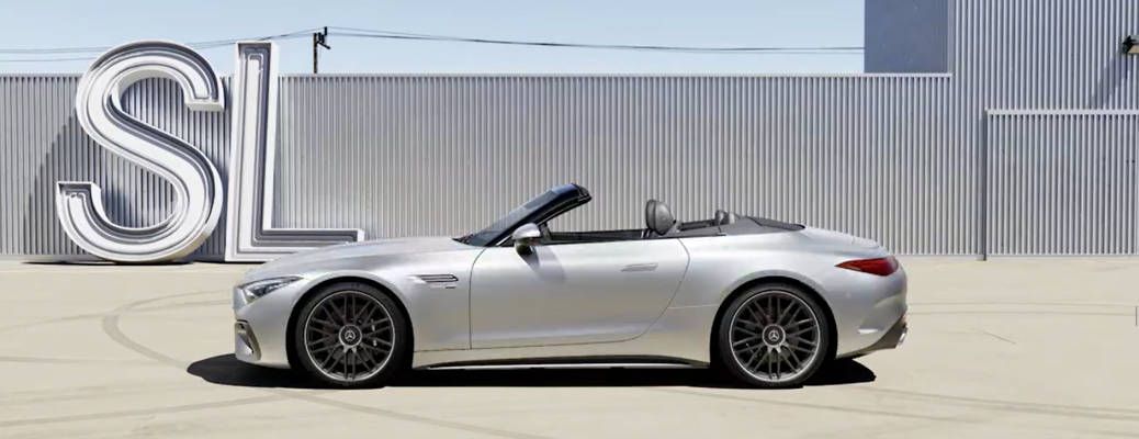 Open-Air Exhilaration: The Pinnacle of Modern Roadster Dynamics