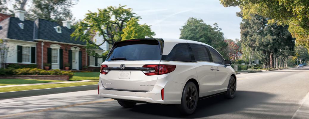 rear quarter view of the 2026 Honda Odyssey