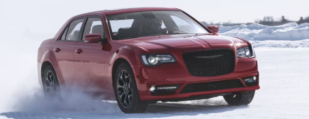 Explore the Performance Ratings of the 2023 Chrysler 300 - Auffenberg  Chrysler of Herrin