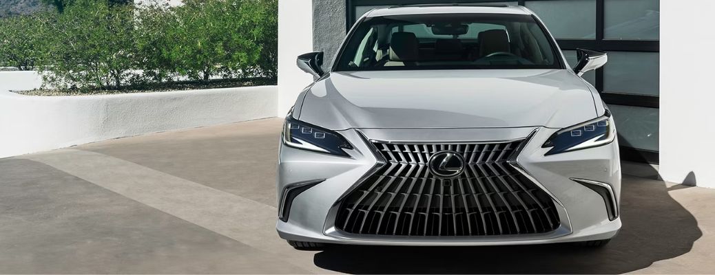 Performance Features of the 2025 Lexus ES Hybrid