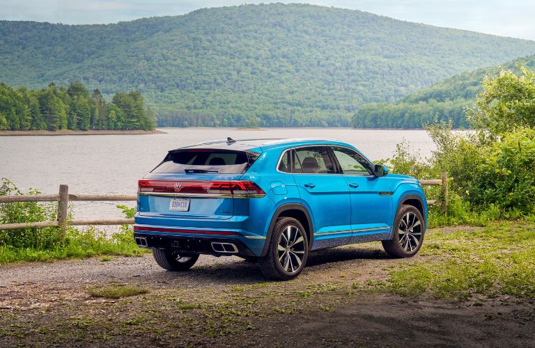 2024 Volkswagen Atlas vs 2024 Volkswagen Atlas Cross Sport