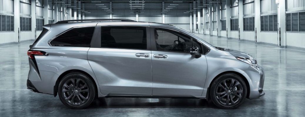 Why is the 2023 Toyota Sienna an ideal minivan for your family?