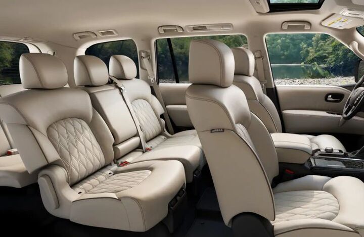 2023 Nissan Armada seats