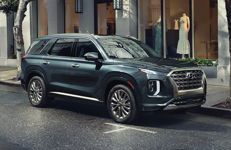 2020 Hyundai Palisade front grille and headlights