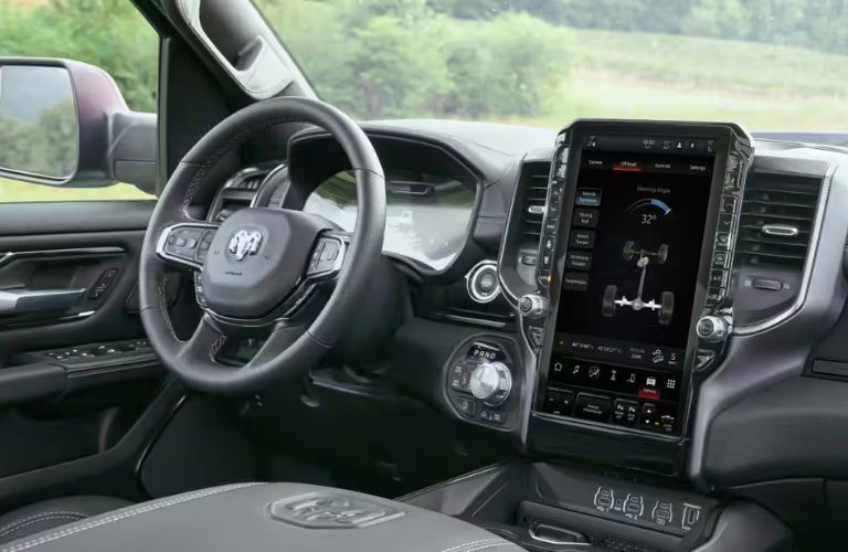 2026 RAM 1500 touchscreen display