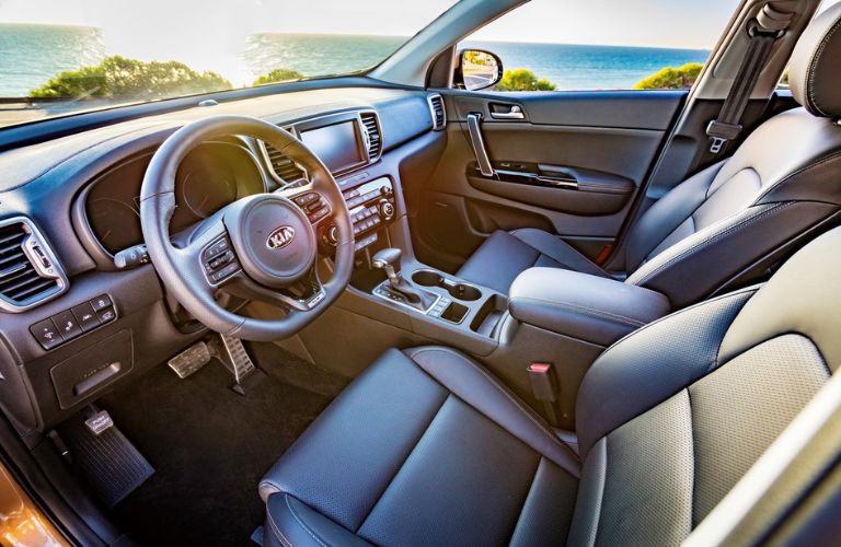 Does the 2019 Kia Sportage come with Forward Collision Warning?