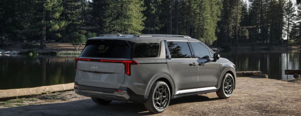 Performance and Fuel Economy of the 2025 Kia Carnival