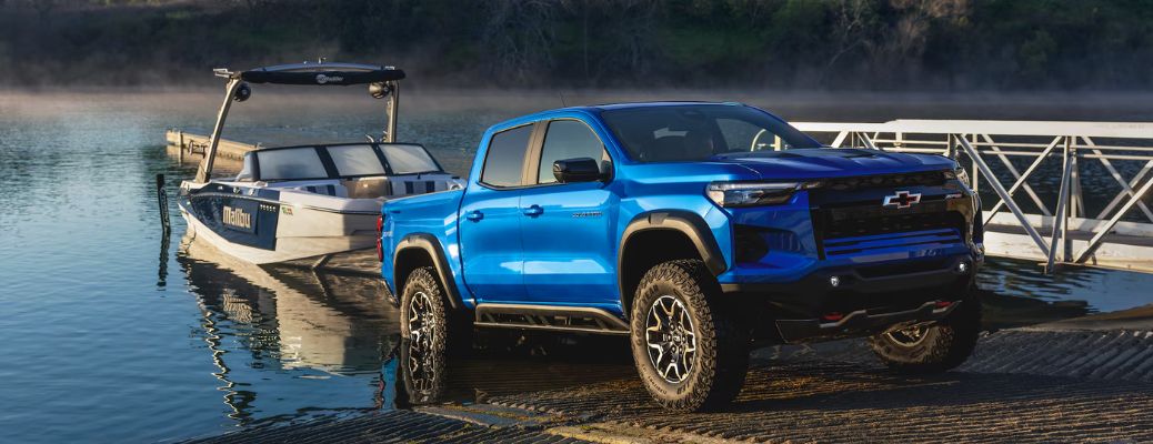 front quarter view of the Chevrolet Colorado towing a boat