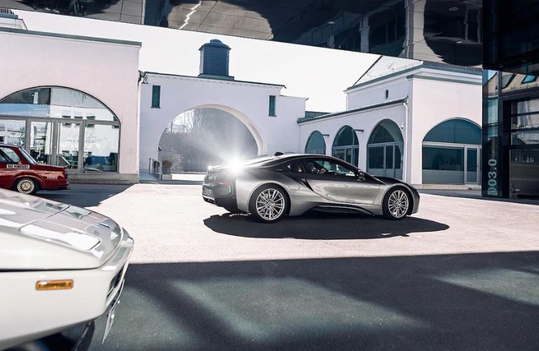 BMW I8