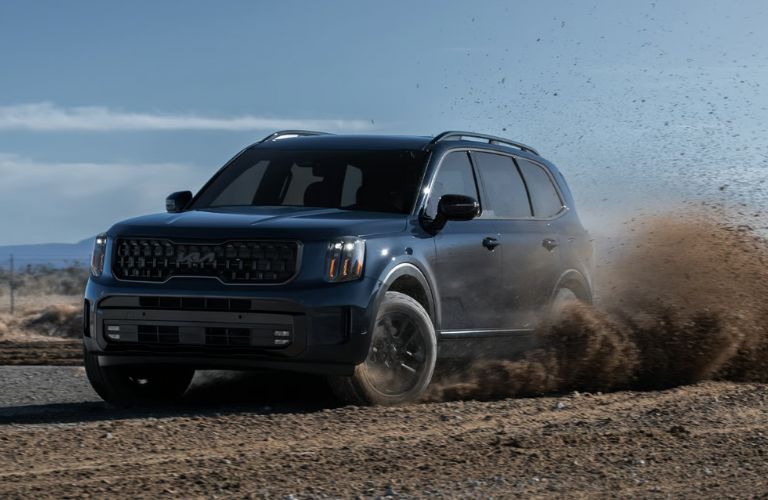 front view of the 2025 Kia Telluride off-roading