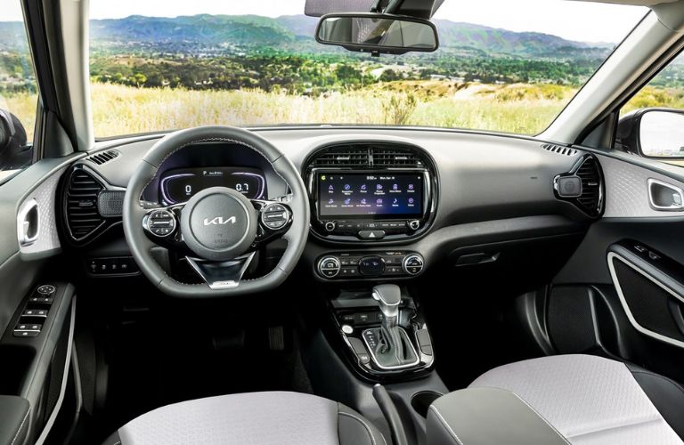 The steering wheel area of the 2023 Kia Soul is shown.