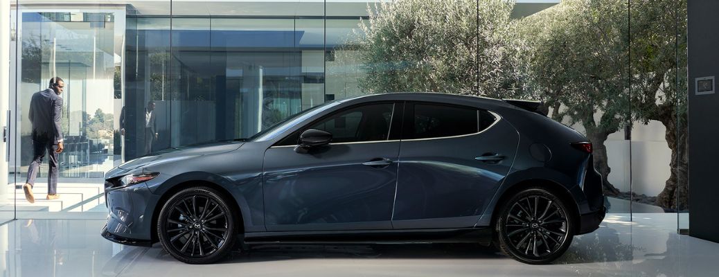 2022 Mazda3 Hatchback side view