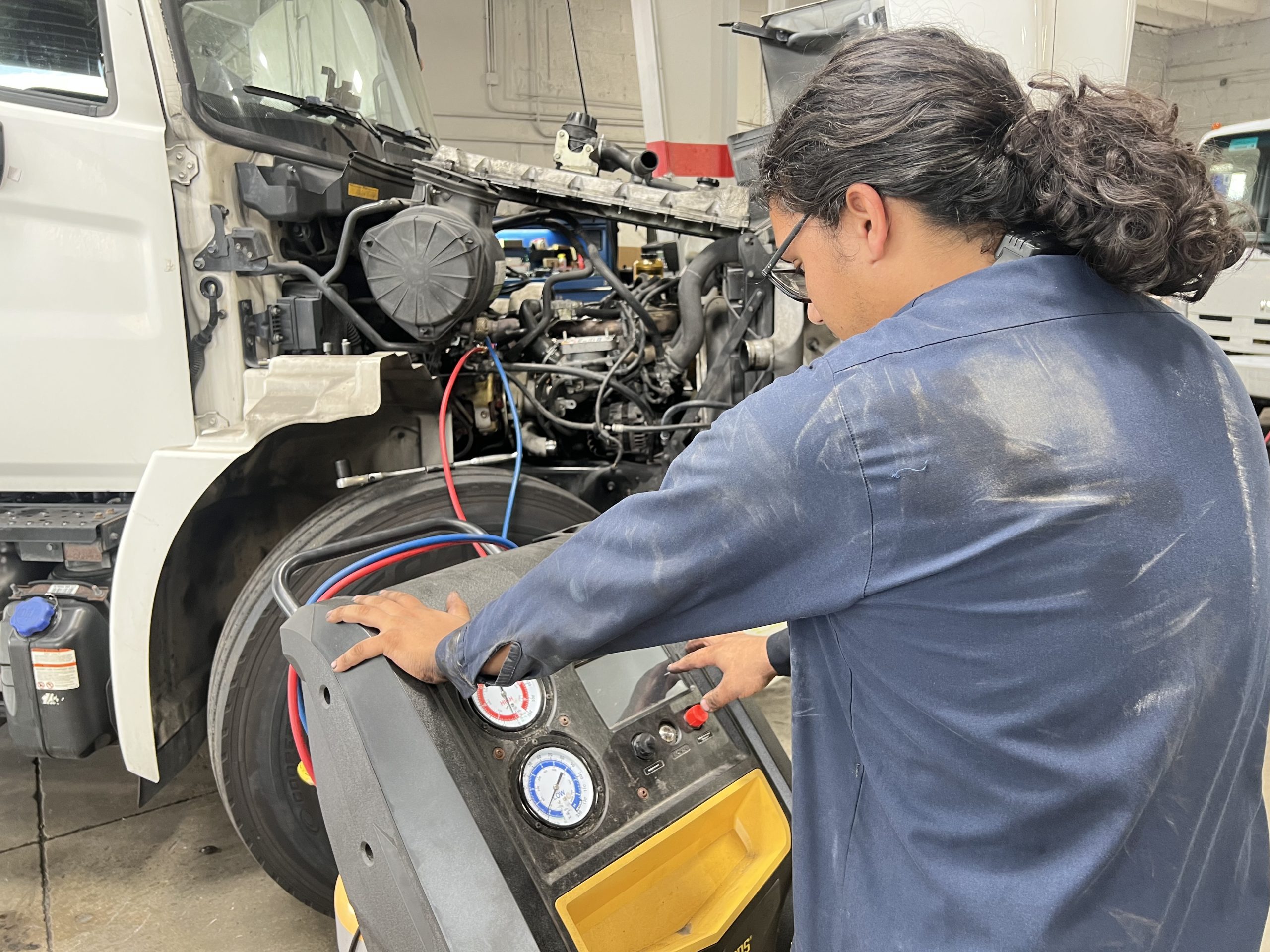 Truck AC problems and causes. TruckMax Homestead