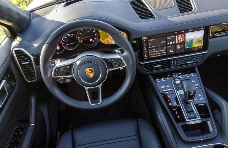 2019 Porsche Cayenne dash