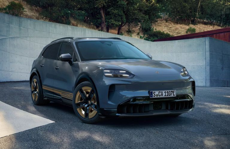 Porsche Cayenne Electric exterior front view