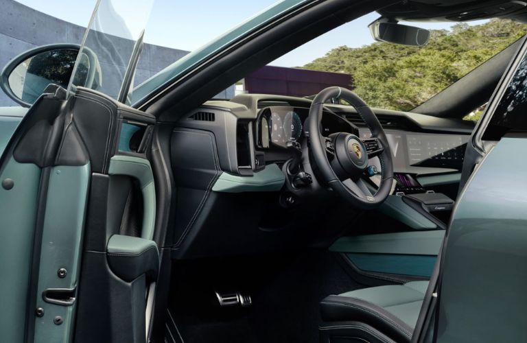 Porsche Cayenne S Electric interior