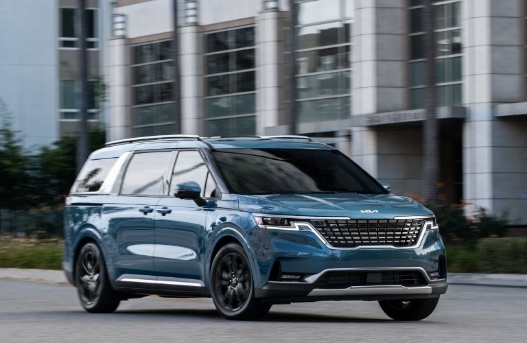 kia carnival mpv cost