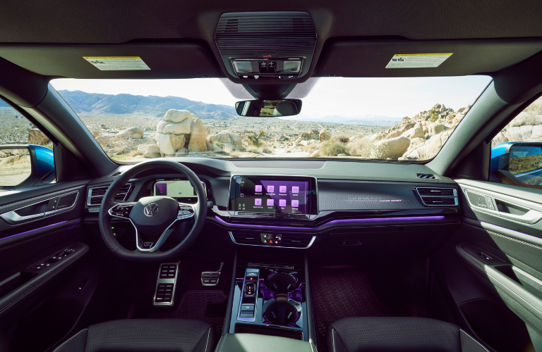 Purchase a 2024 Volkswagen Atlas in Brookfield, WI