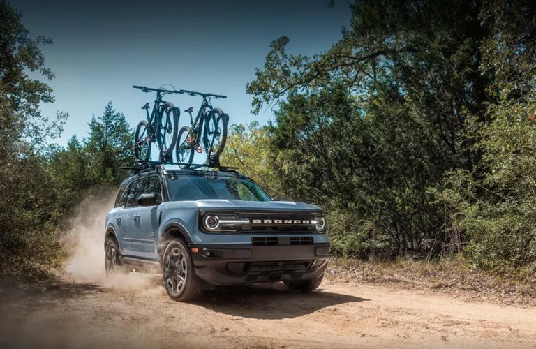 Front Quarter View of the 2024 Ford Bronco Sport towing cycles