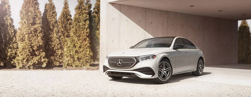 Mercedes-Benz: A Luxurious Leader in the Automotive World