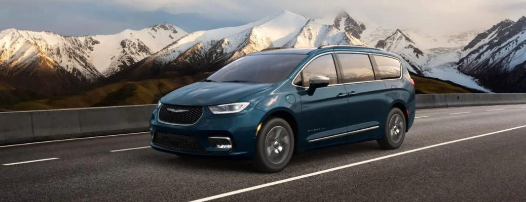 Performance Specs of the 2023 Chrysler Pacifica - Kenosha, WI