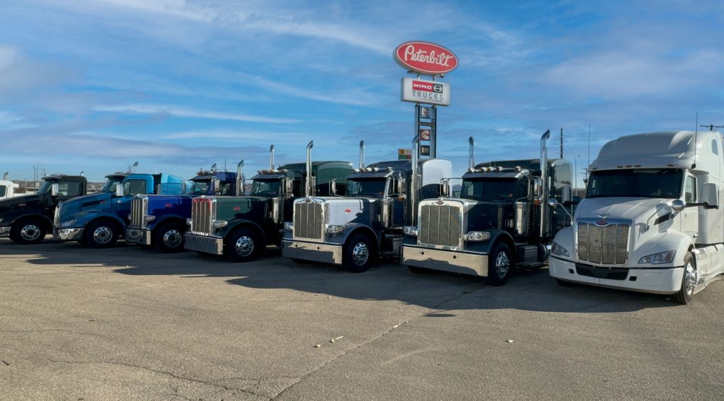 Auctions-vs-Dealership