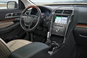 driver dash infotainment system and front passenger space of a 2018 Ford Explorer