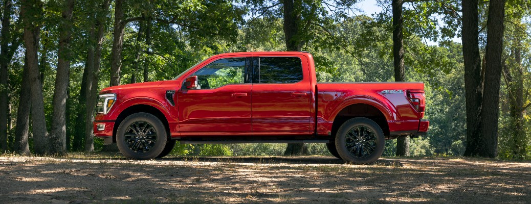 2024 Ford F-150 Lariat side view