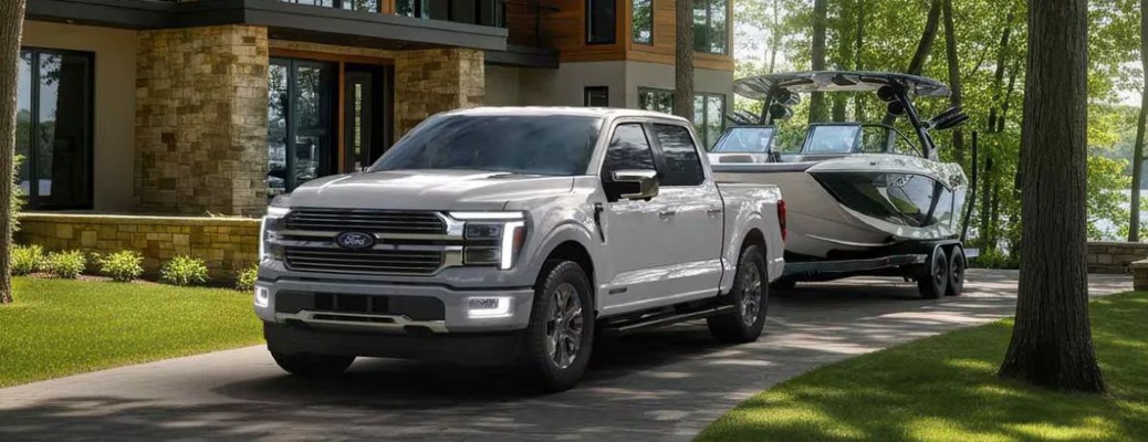 2026 Ford F-150 Platinum towing a boat