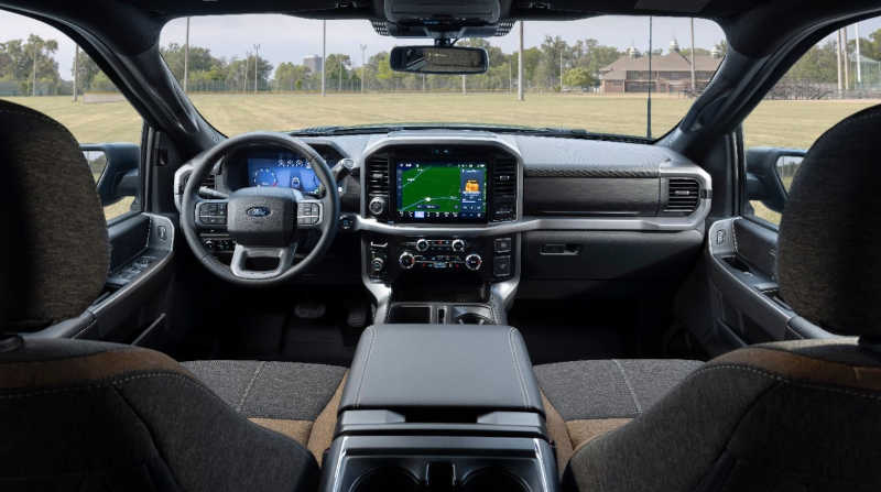 The high-tech cockpit of the pre-owned Ford F-150