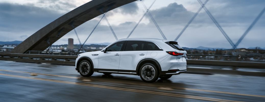 side view of the 2025 Mazda CX-90