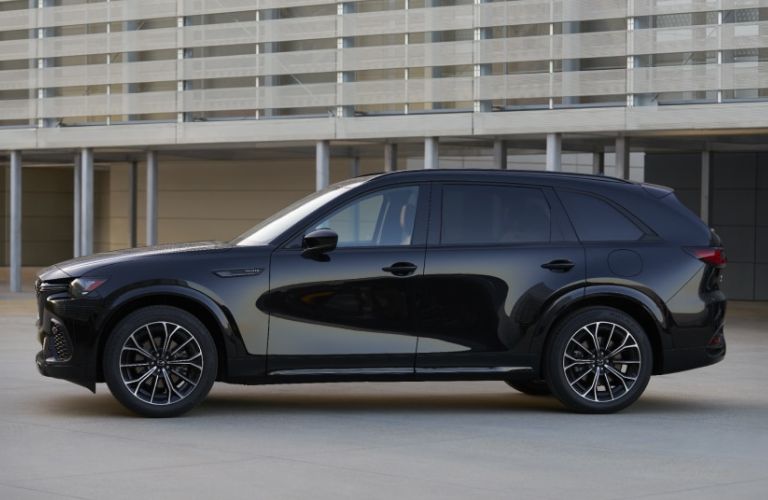 2026 Mazda CX-70 side view