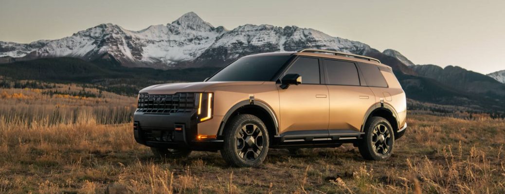 front quarter and side view of the 2027 Kia Telluride