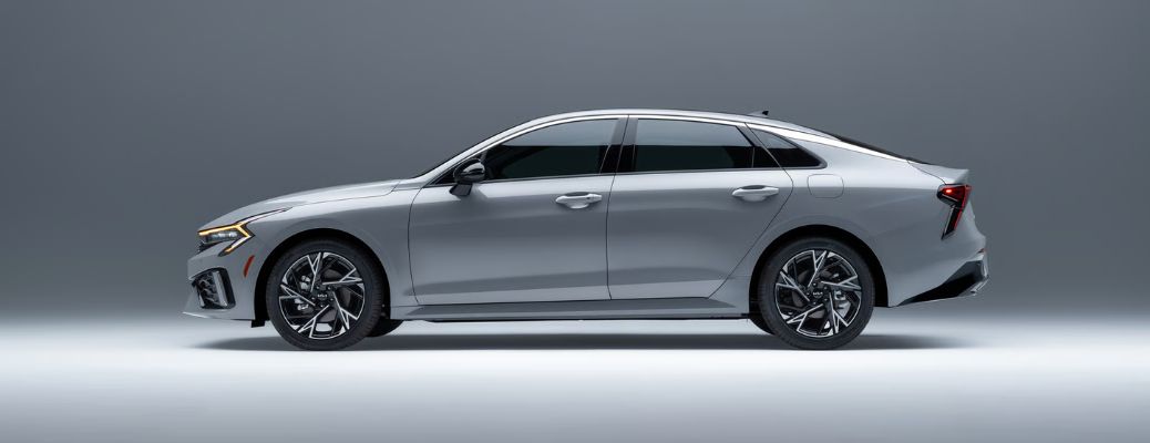 2025 Kia K5 GT exterior side view