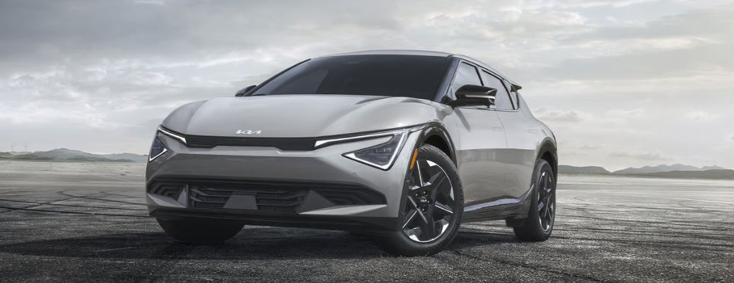 2025 Kia EV6 exterior front looks