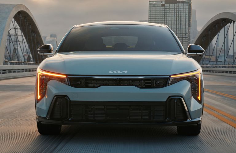 2025 Kia K4 GT-Line front view