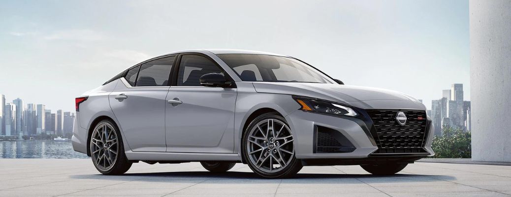 2023 Nissan Altima side and front view