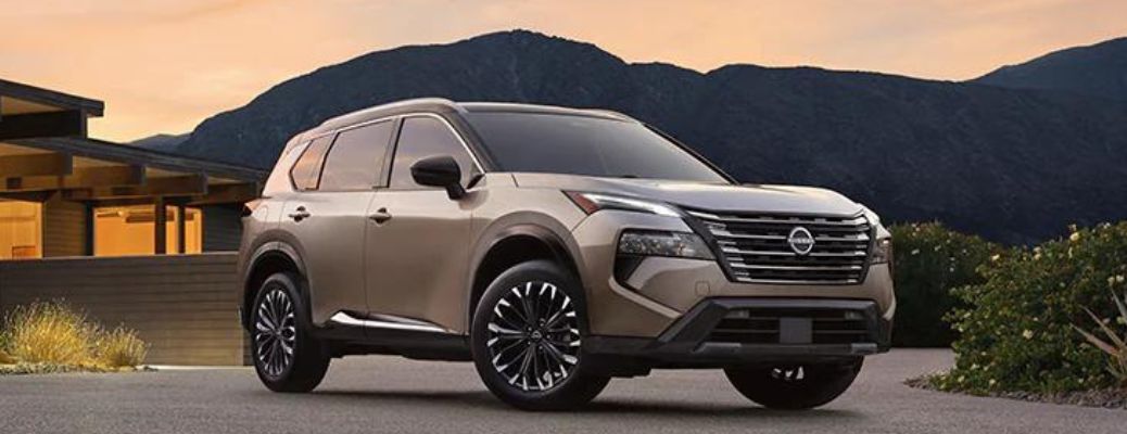 2024 Nissan Rogue side and front view