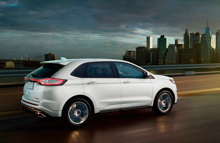 2017 Ford Edge in white