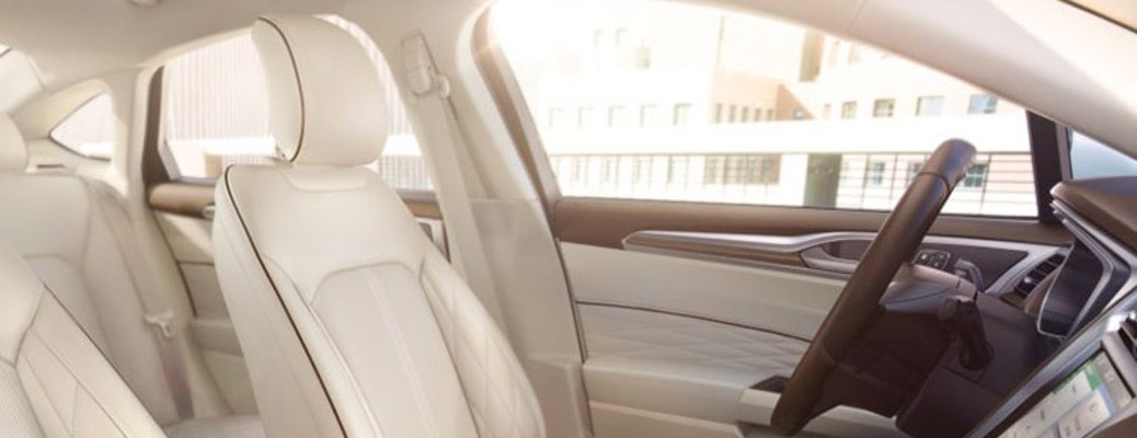 2017 Ford Fusion window and car seat