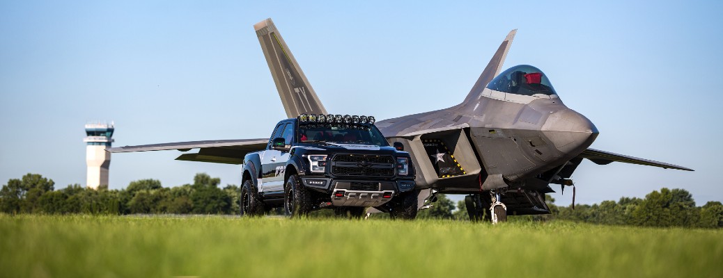 F-22 Raptor vehicle with an airplane